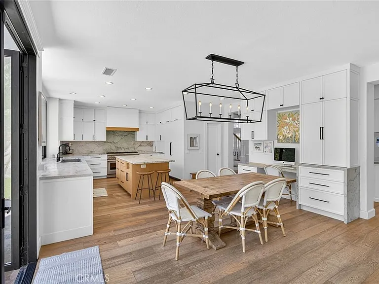 33 Brownsbury Rd — Photo 15