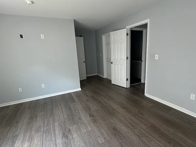 451 Feather Dr — Photo 7