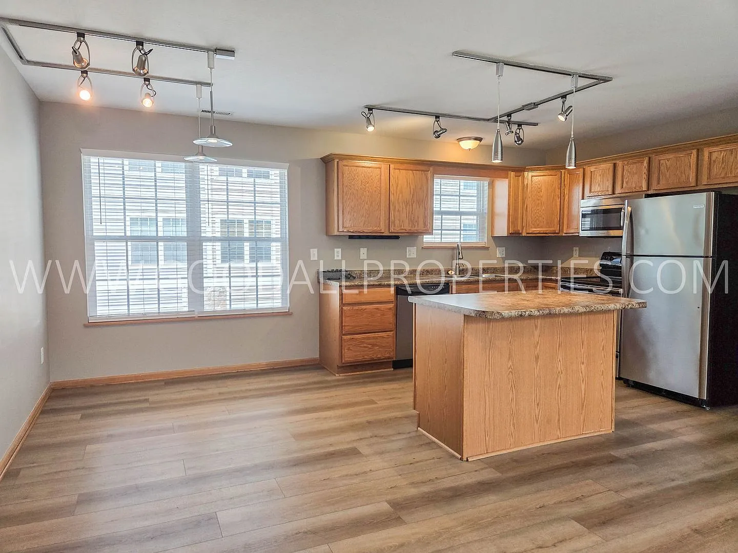 2-Bedroom, 2-Bath Townhome in Urbandale with Attached 2-Car Garage — Photo 4