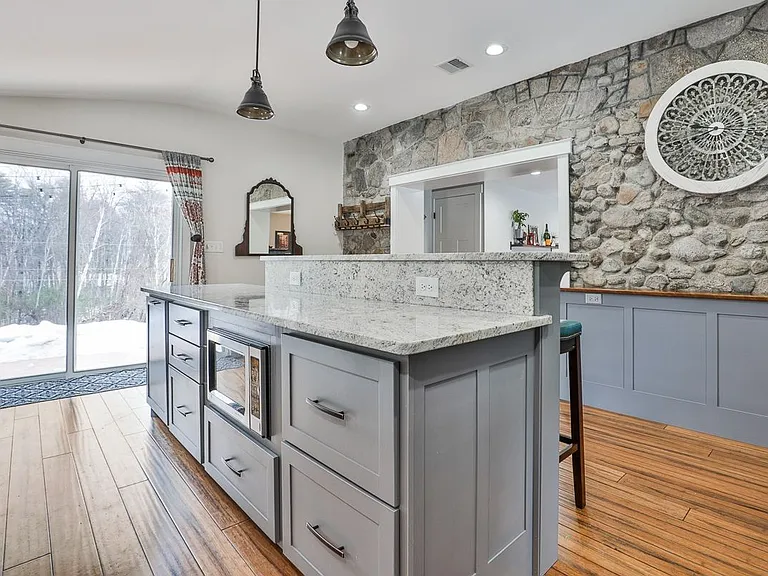 109 Ministerial Rd — Photo 11