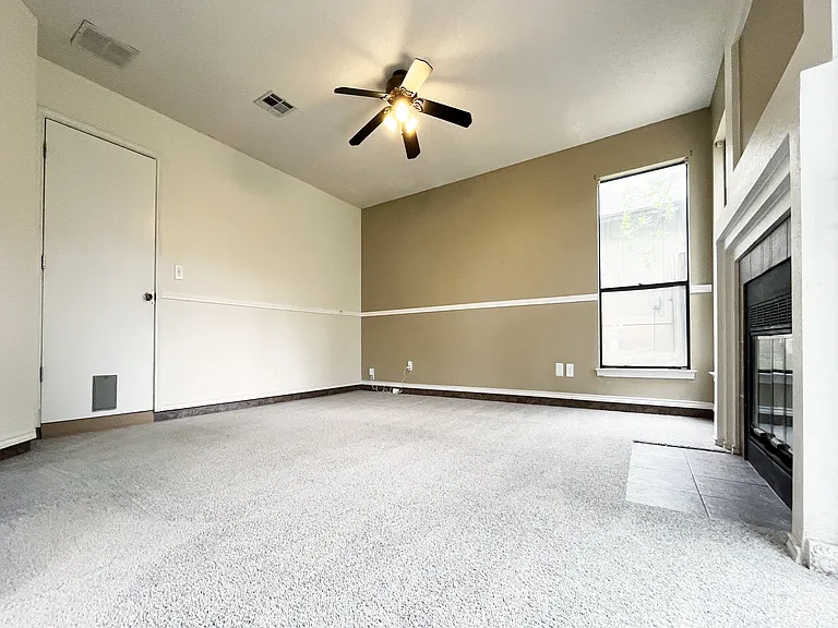 2100 Waterway Bnd — Photo 5