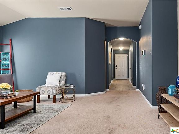 3rd image of 135 Hoya Ln