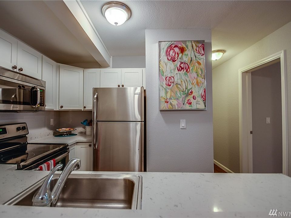 1st image of 21615 80th Ave W APT 102