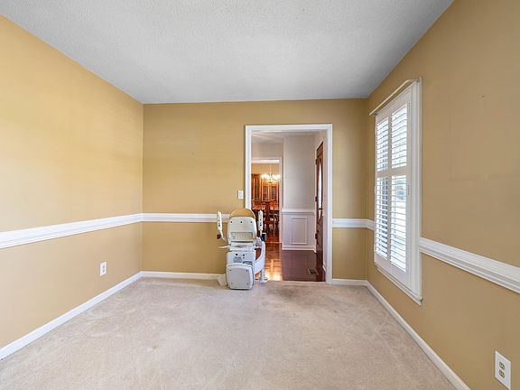 5th image of 844 Bay Blossom Ave