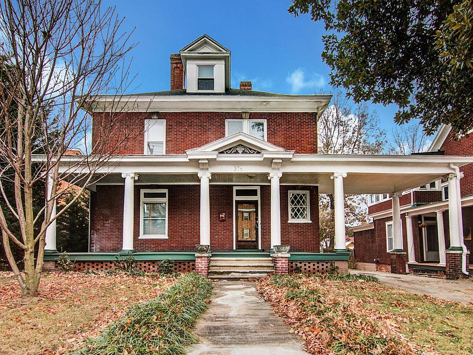 1st image of 376 Highland Ave SW