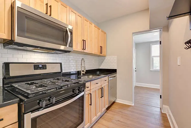 1203 Euclid St NW #2 — Photo 5