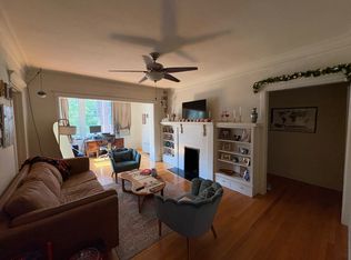 3615 N Pine Grove Ave APT 1W, Chicago, IL 60613