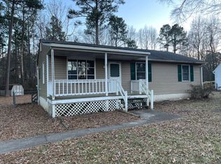 24113 Bancroft Dr, Petersburg, VA 23803