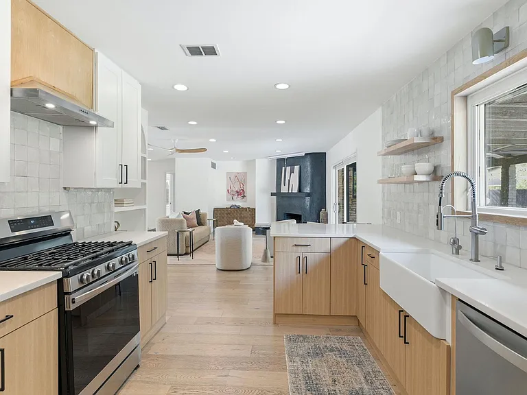 7600 Shoal Creek Blvd — Photo 4