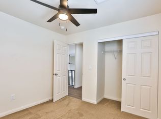 902 Cavaison Ave, Las Vegas, NV 89123