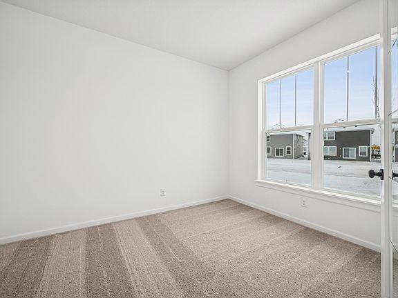 3rd image of 15012 Ardgillan Rd