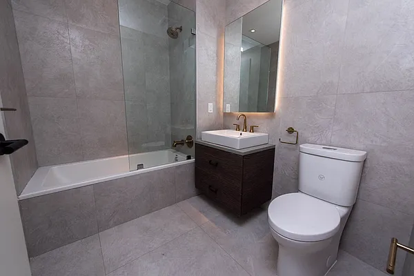 Rented by Nooklyn NYC LLC | media 37