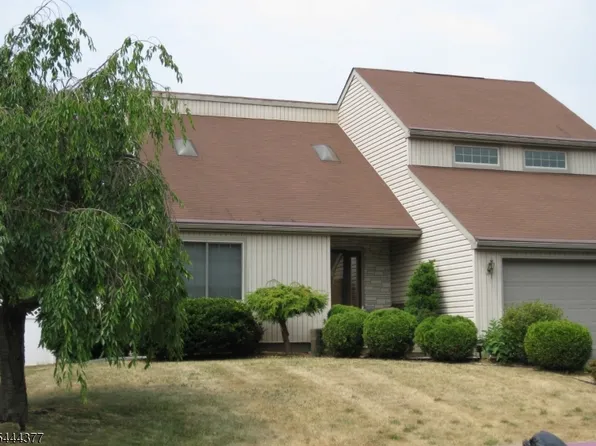4 Drake Rd, Hillsborough Twp., NJ 08844