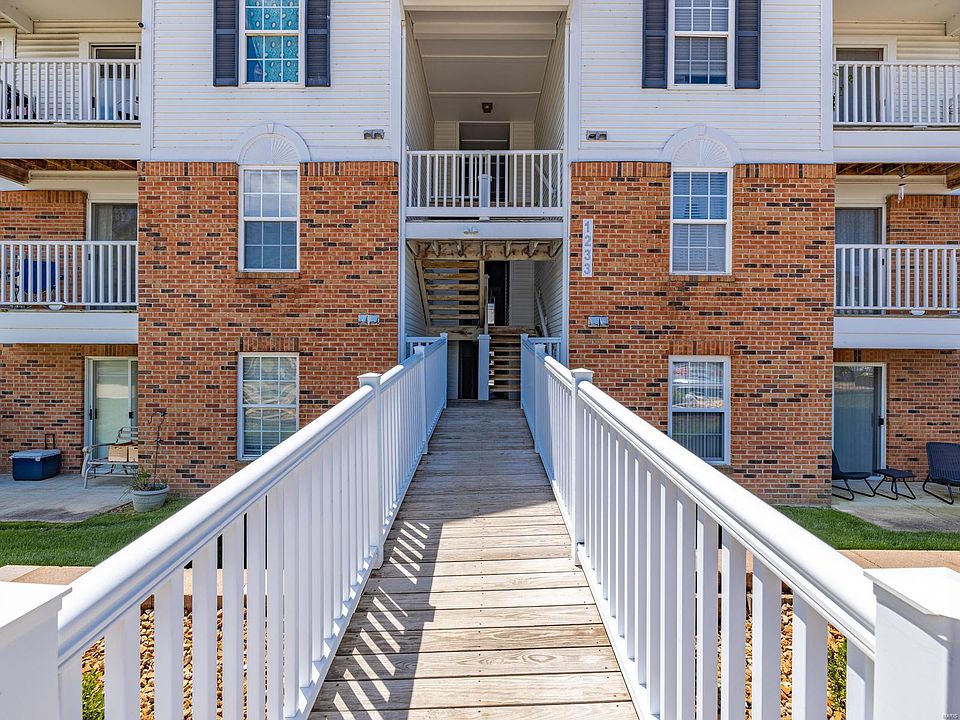 1st image of 1233 Woodland Point Dr APT D