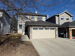 111 S Panorama Hills Way NW, Calgary, AB T3K5N7