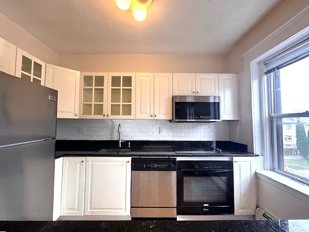 19 South St #11 — Photo 2