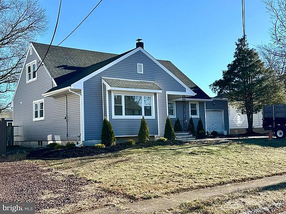 2nd image of 38 Tanglewood Dr