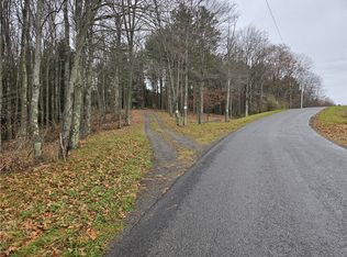 115 Rocks Rd, Parker, PA 16049