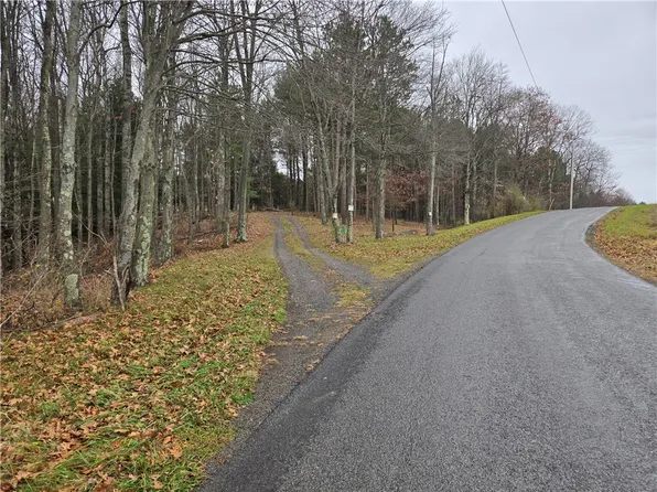 115 Rocks Rd, Parker, PA 16049