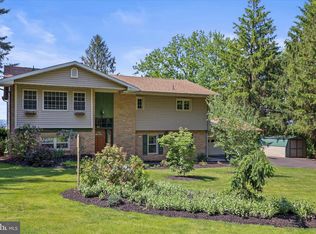 25 Koser Rd, Elizabethtown, PA 17022