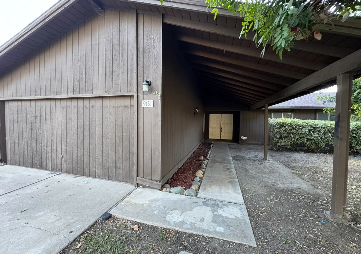 3 bed, 2.0 bath, 1667 sqft, $2,250 — Photo 1