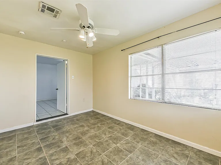 4710 Wedgewood Dr — Photo 18