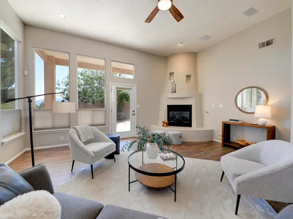 10832 Cobalt Dr NW, Albuquerque, NM 87114