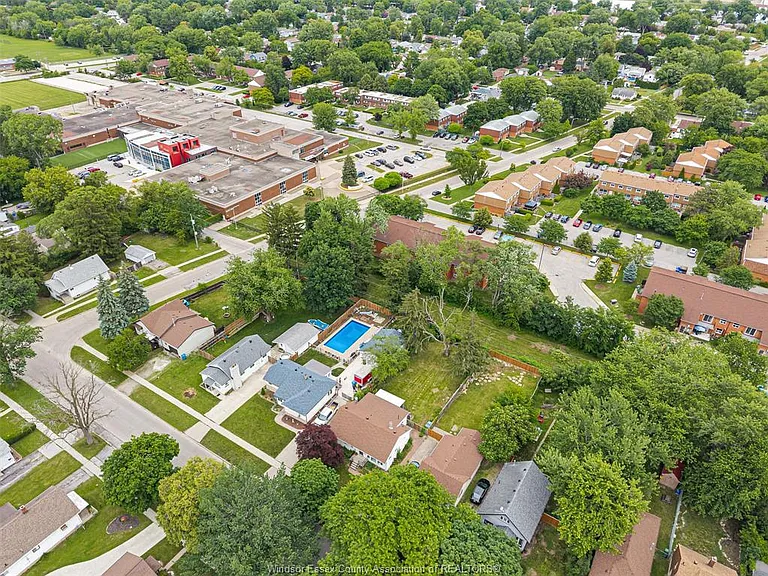 2032 Ford Blvd — Photo 27