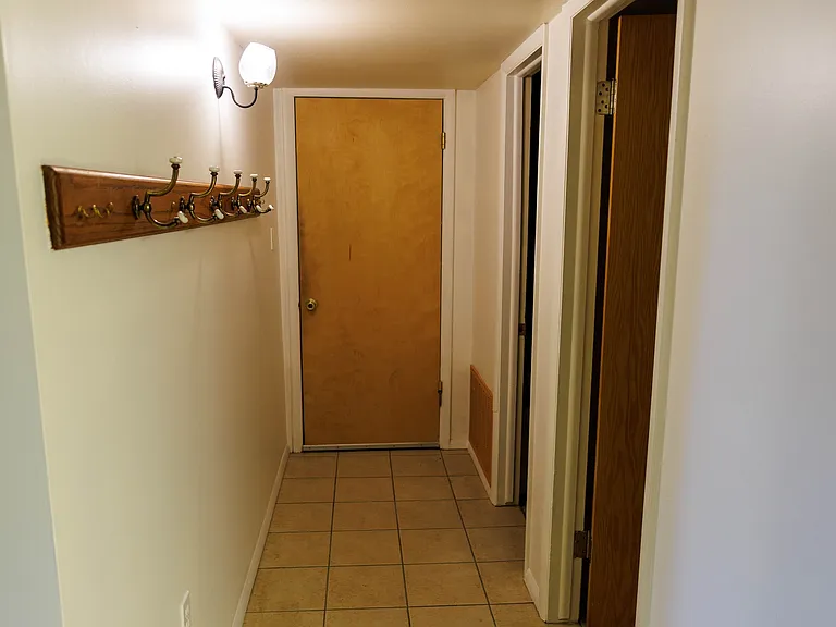 2750 Greenbriar Dr — Photo 26
