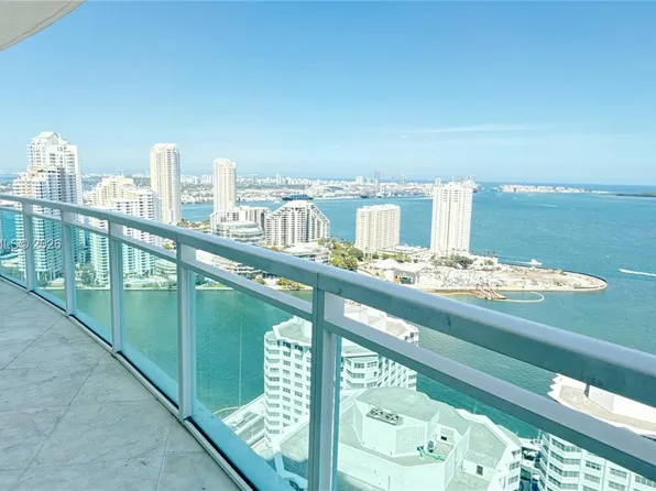 950 Brickell Bay Dr, Miami, FL