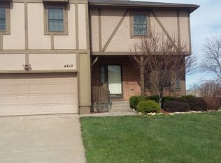 4213 Country Ln, Saint Joseph, MO 64506