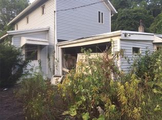 428 Possum Hollow Rd, Greensburg, PA 15601