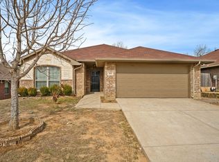 955 Ranch Rd, Dallas, TX 75253