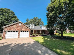 305 Live Oak Dr, Searcy, AR 72143
