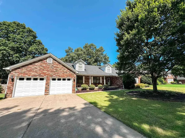 305 Live Oak Dr, Searcy, AR 72143