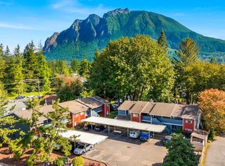 332 Healy Ave S APT 2, North Bend, WA