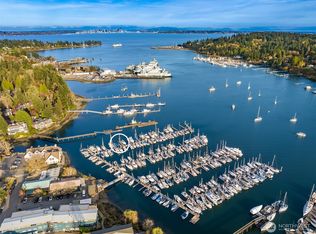 141 Parfitt Way SW #A-15, Bainbridge Island, WA