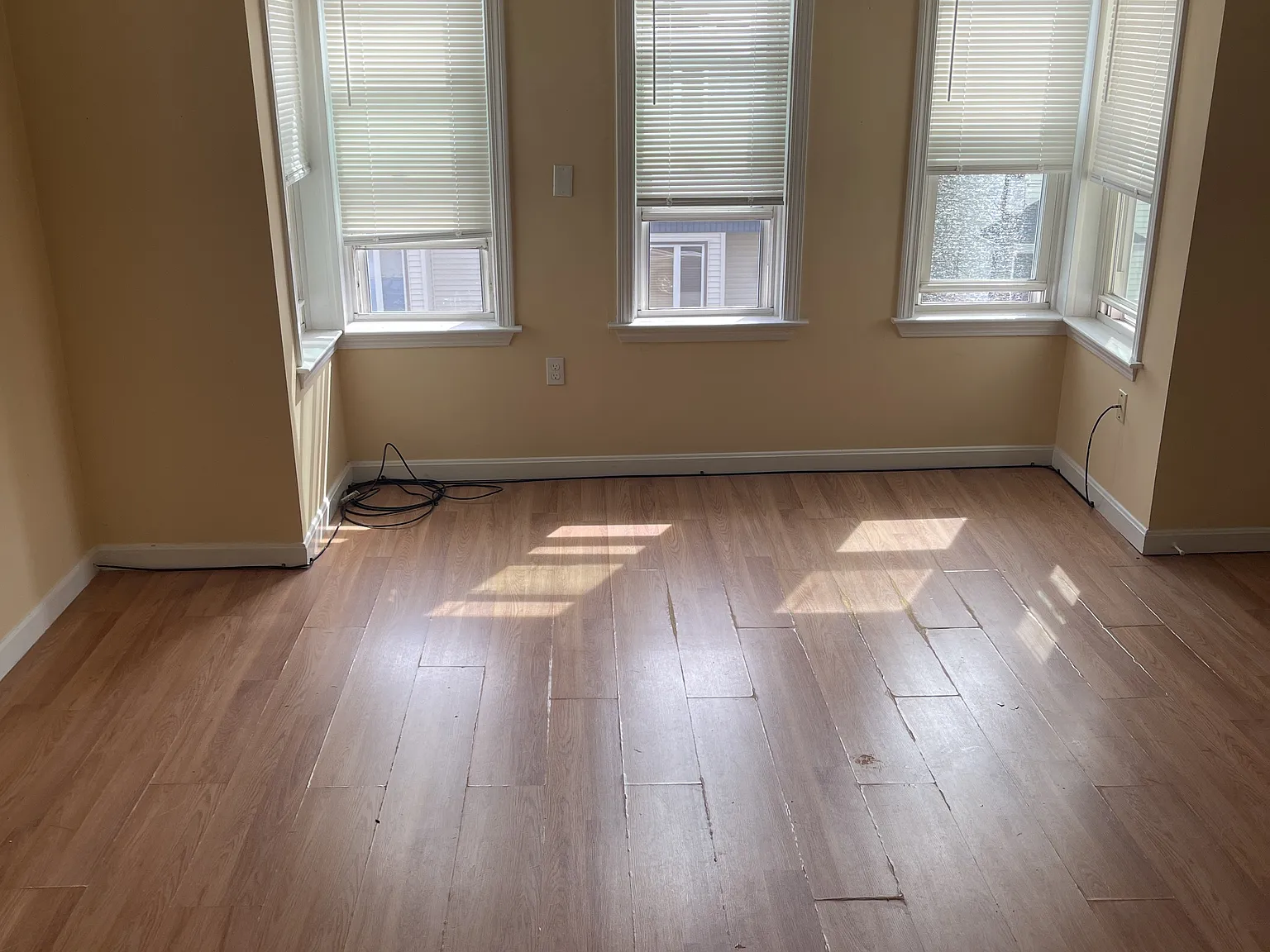 2 bed, 700 sqft, $1,450 — Photo 1