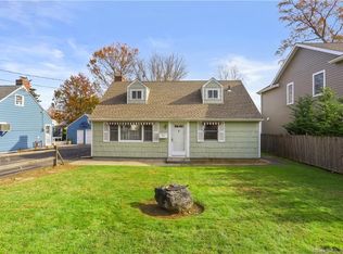 115 Dora St, Stamford, CT 06902