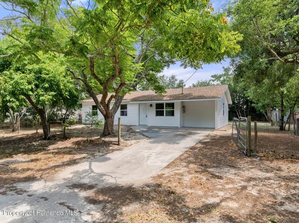 27032 Kevin Kelly Ave, Brooksville, FL 34602