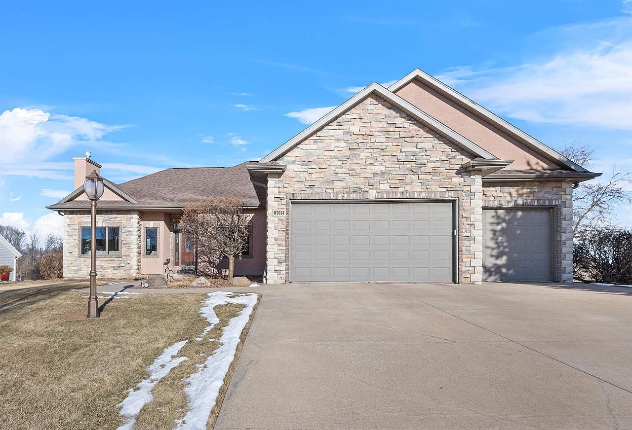 W7054 ROCKDALE LANE, Greenville, WI 54942 | Zillow