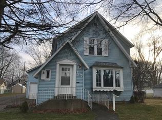 307 N Nappanee St, Nappanee, IN 46550