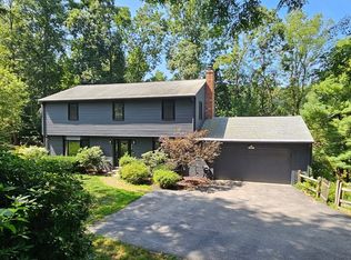 41 Harvey Ln, Westborough, MA 01581