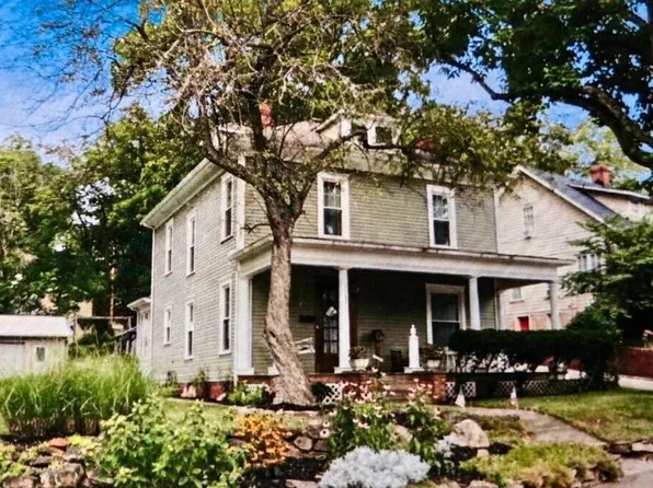 1187 N Columbus St, Lancaster, OH 43130