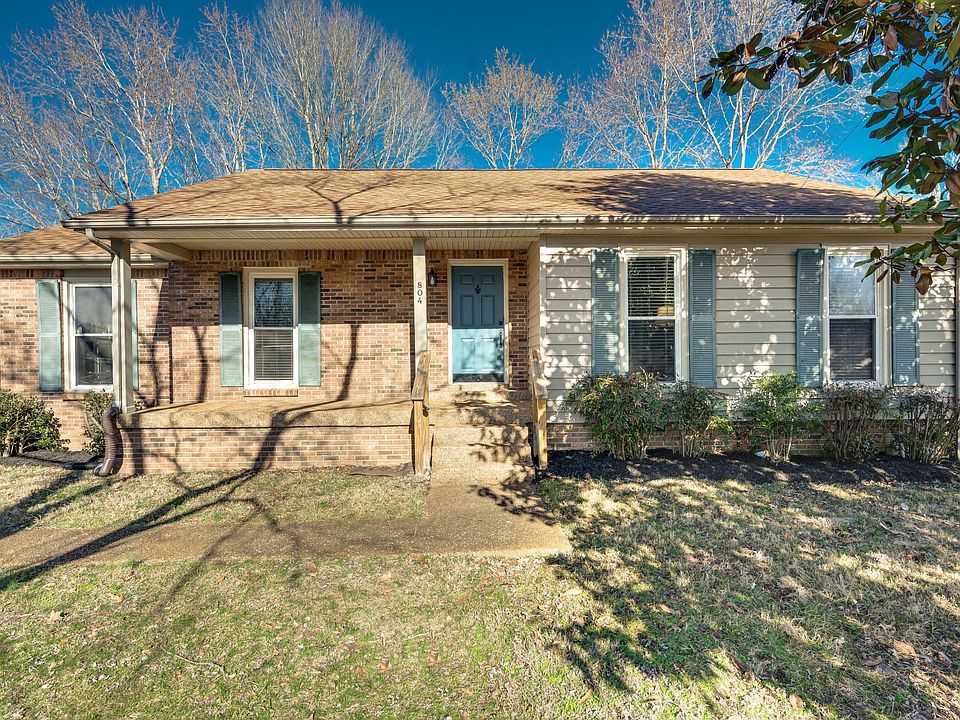 1st image of 804 Harpeth Bend Dr
