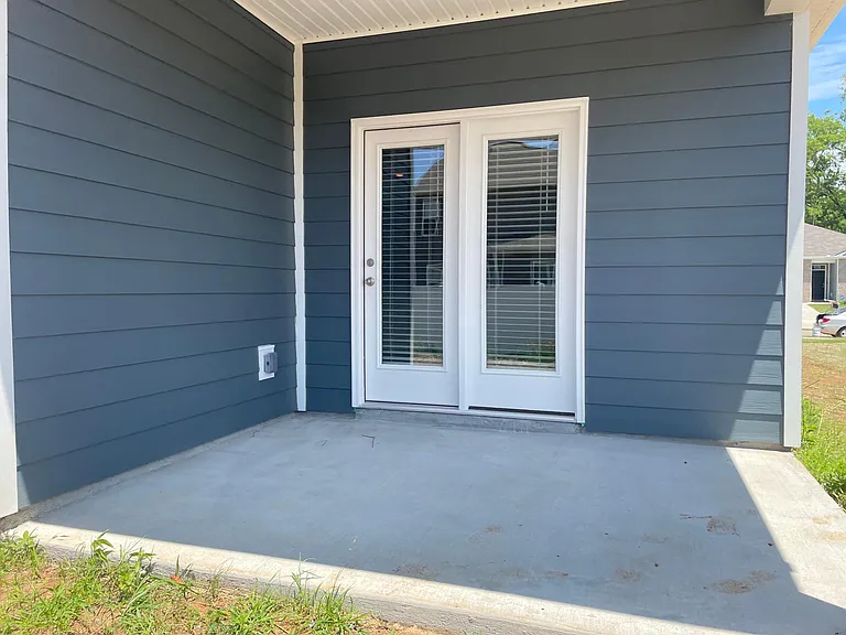 114 Olivia Cir — Photo 18
