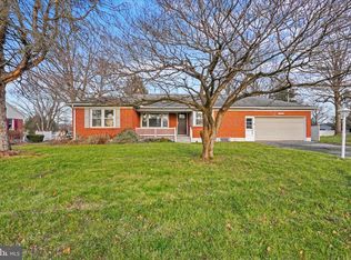 1040 S Forge Rd, Palmyra, PA 17078