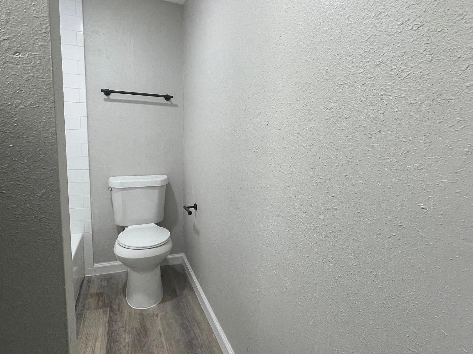 Studio, 400 sqft, $925 — Photo 3