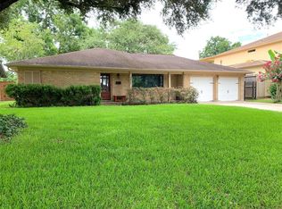 4825 Briarbend Dr, Houston, TX 77035