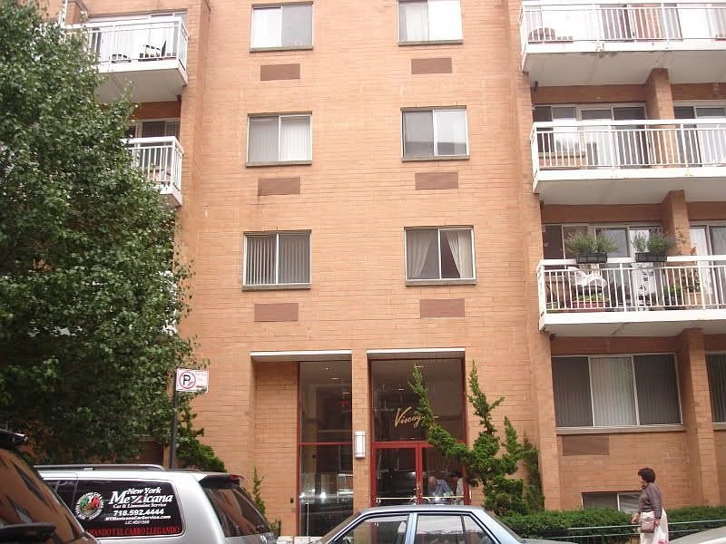 2nd image of 11006 72nd Ave